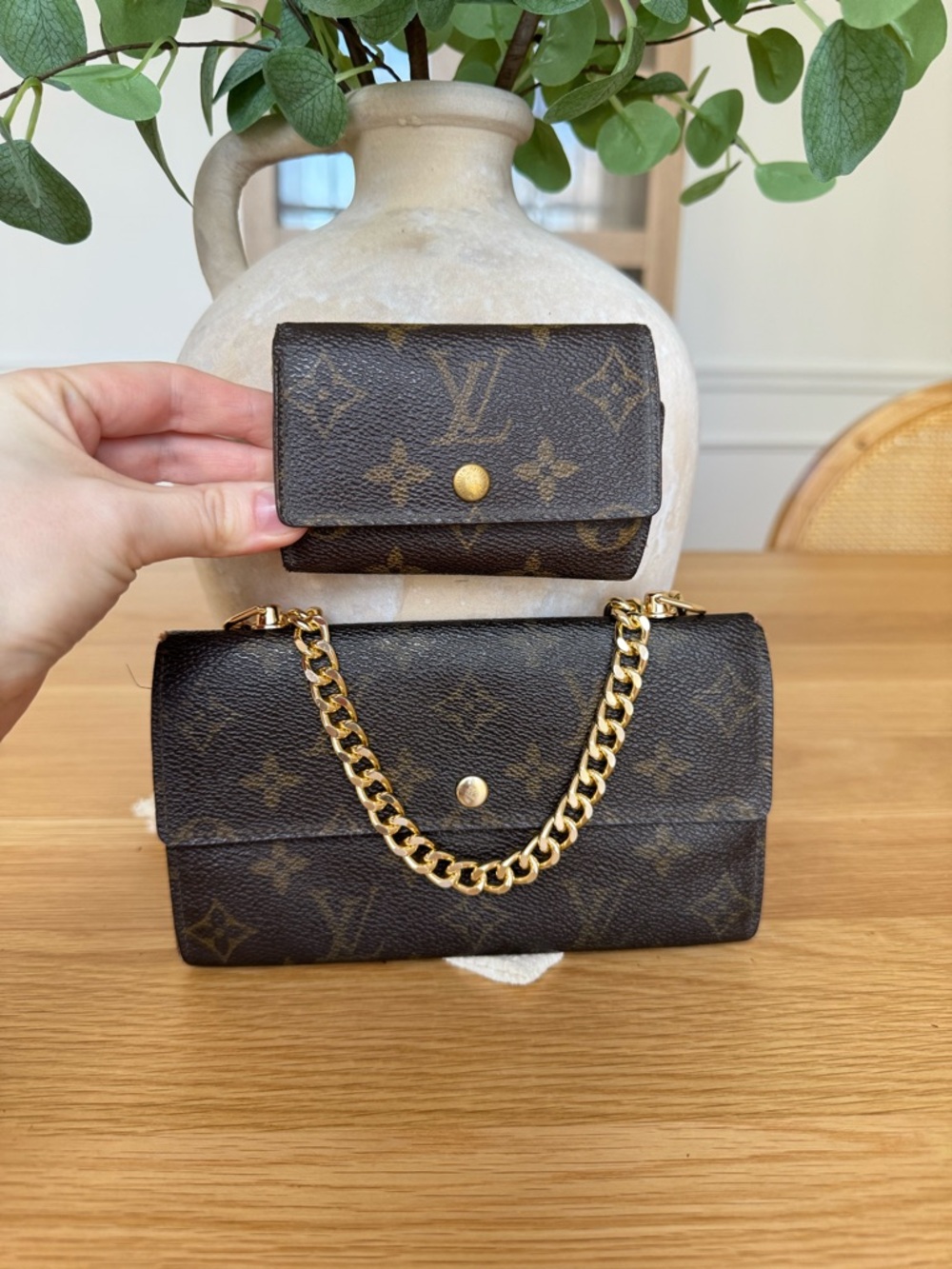 ✅AUTH✅SET OF LOUIS VUITTON WALLET ON A CHAIN+KEYHOLDER - Picture 3 of 17